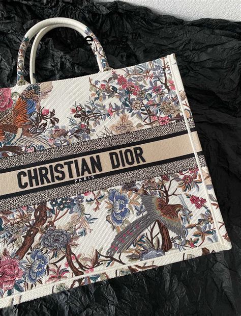 ecru multicolor dior jardin d'hiver embroidery|Large Dior Book Tote Ecru Multicolor Dior Jardin d'Hiver .